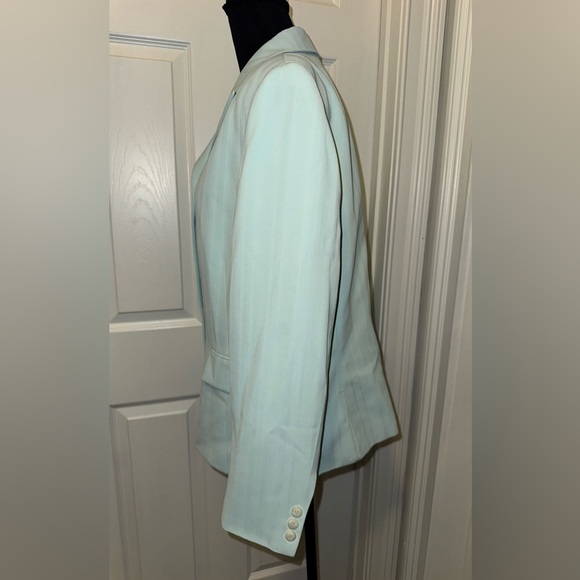 Kasper Women's Soft Blue Blazer - Picture 3 of 7